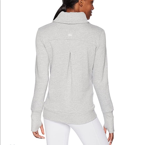 Alo Haze sweatshirt in Dove Grey, size small - Picture 2 of 5